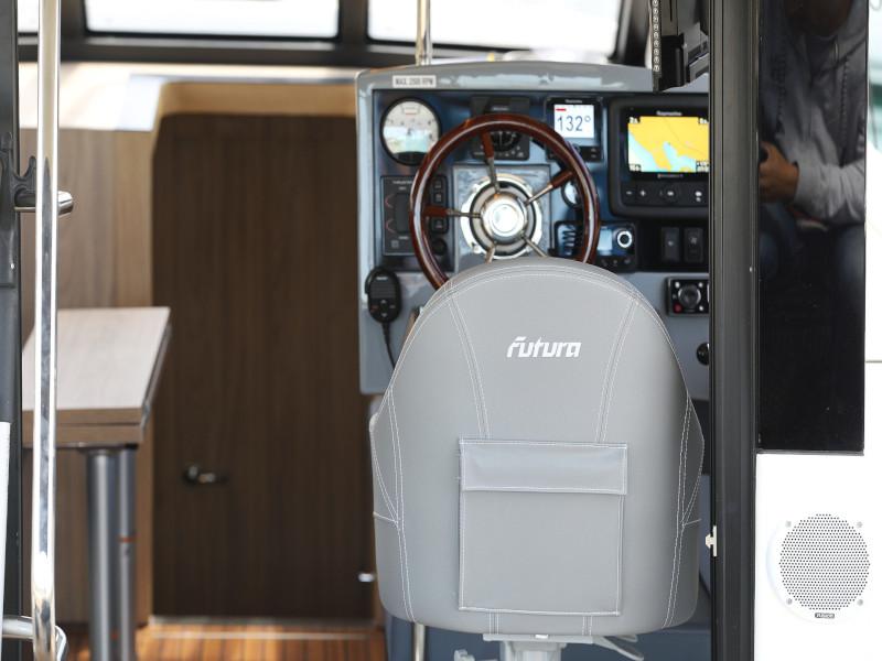 Book yachts online - motorboat - Futura 40 Grand Horizon - VESPUCCI - rent