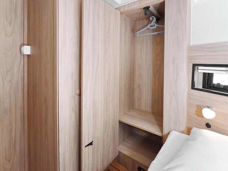 Book yachts online - motorboat - Futura 40 Grand Horizon - VESPUCCI - rent