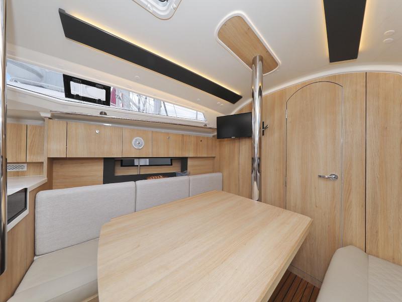 Book yachts online - sailboat - Cobra 38 - TEUTA  - rent