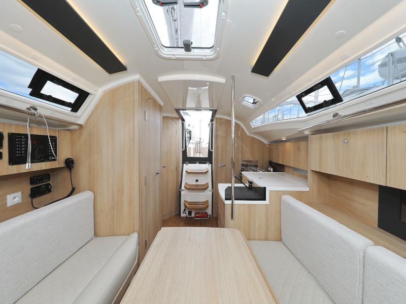 Book yachts online - sailboat - Cobra 38 - TEUTA  - rent