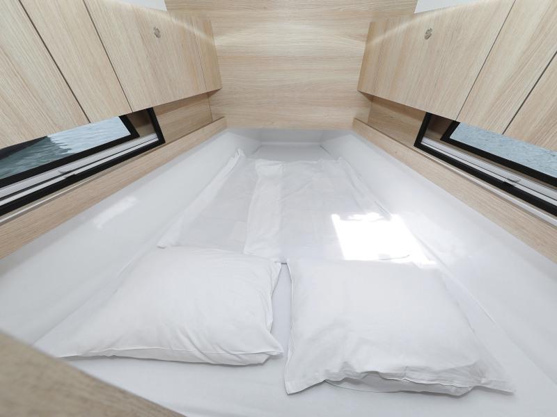 Book yachts online - sailboat - Cobra 38 - TEUTA  - rent