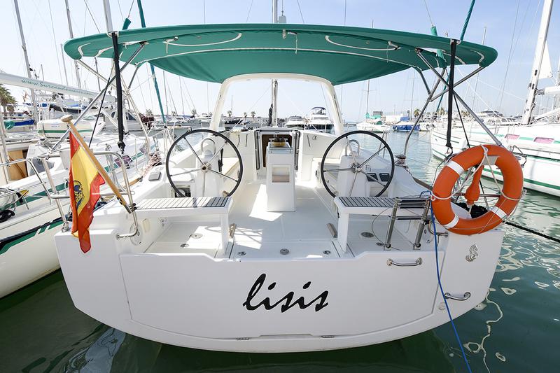 Book yachts online - sailboat - Oceanis 38 - Lisis - rent