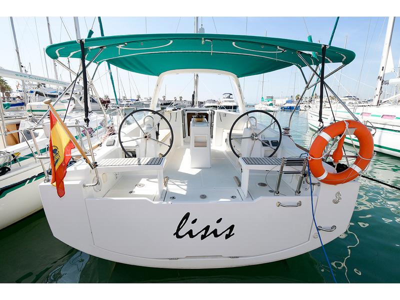 Book yachts online - sailboat - Oceanis 38 - Lisis - rent