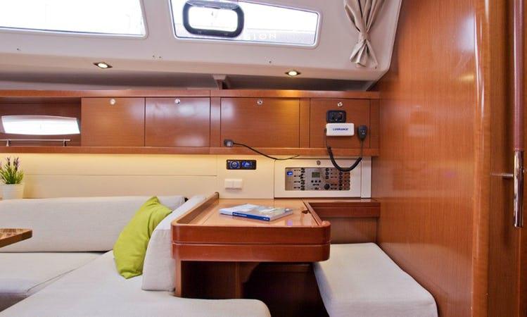 Book yachts online - sailboat - Oceanis 50 Family - Free Spirit - Brand New engine 2020 - rent
