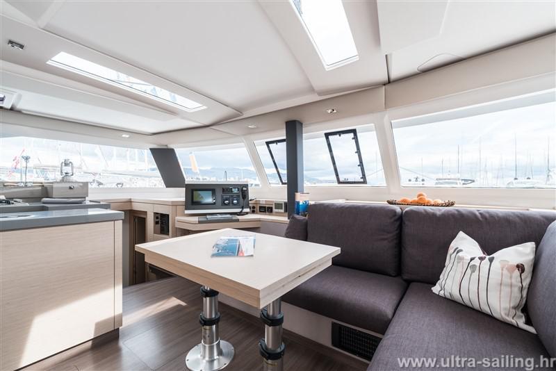 Book yachts online - catamaran - Saona - DESAFINADO - AC and generator - rent