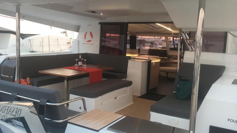 Book yachts online - catamaran - Saona - DESAFINADO - AC and generator - rent