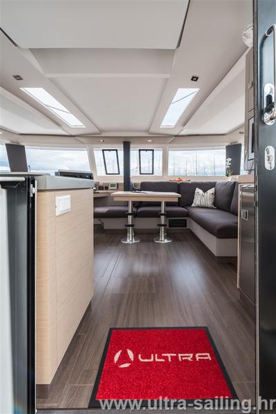 Book yachts online - catamaran - Saona - DESAFINADO - AC and generator - rent