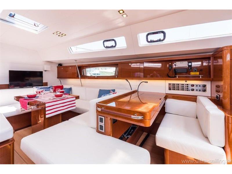 Book yachts online - sailboat - Oceanis 60 - TOURBILLON (AC and generator) - skippered  - rent