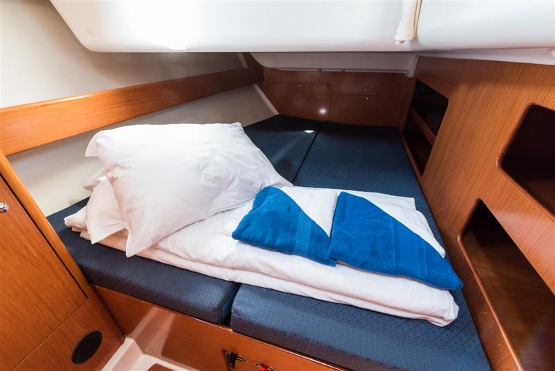 Book yachts online - sailboat - Cyclades 50.5 - LEA - rent
