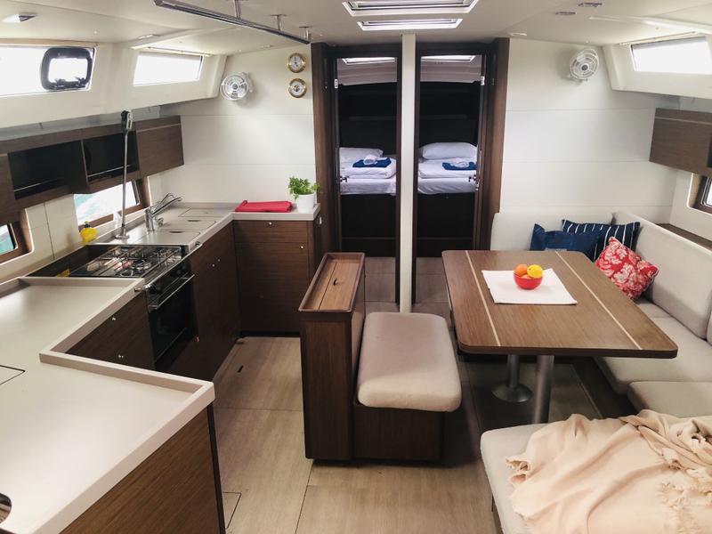 Book yachts online - sailboat - Oceanis 46.1 - PRINCESS MIA - rent