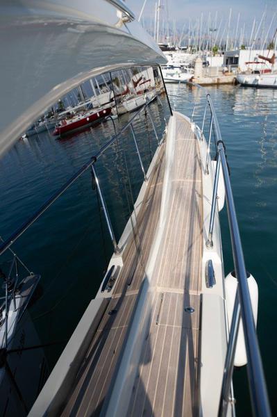 Book yachts online - motorboat - Monte Carlo 6 (2019) - ALVONA - rent