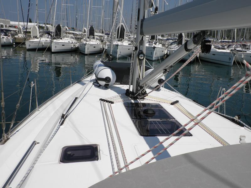 Book yachts online - sailboat - Bavaria Cruiser 46 - VERA 3 - rent