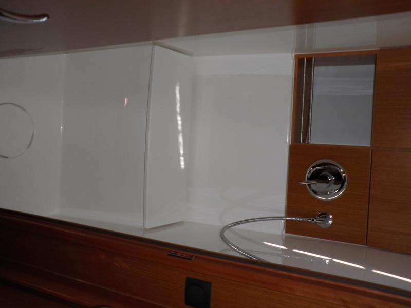 Book yachts online - sailboat - Bavaria Cruiser 46 - VERA 3 - rent