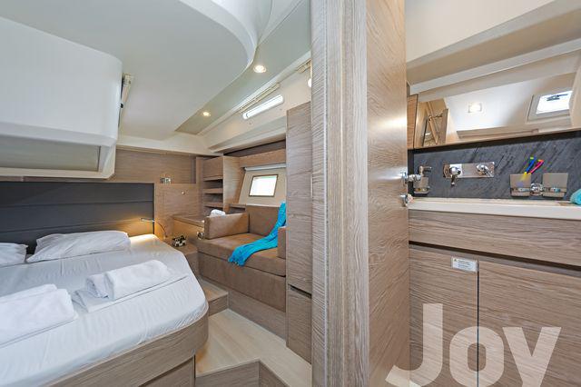 Book yachts online - sailboat - Hanse 548 AC &amp; GEN - JOY - rent
