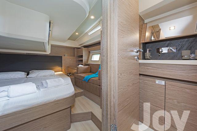 Book yachts online - sailboat - Hanse 548 AC &amp; GEN - JOY - rent