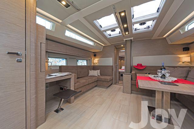Book yachts online - sailboat - Hanse 548 AC &amp; GEN - JOY - rent