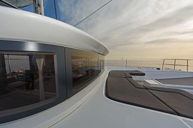Book yachts online - catamaran - Lagoon 50 A/C &amp; GEN &amp; WM - K3 - rent