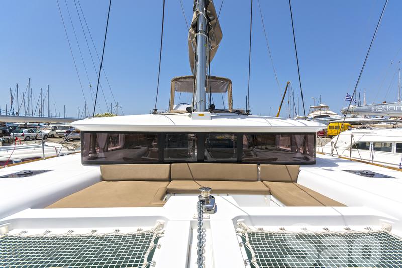 Book yachts online - catamaran - Lagoon 450 Fly A/C &amp; GEN - Sao - rent