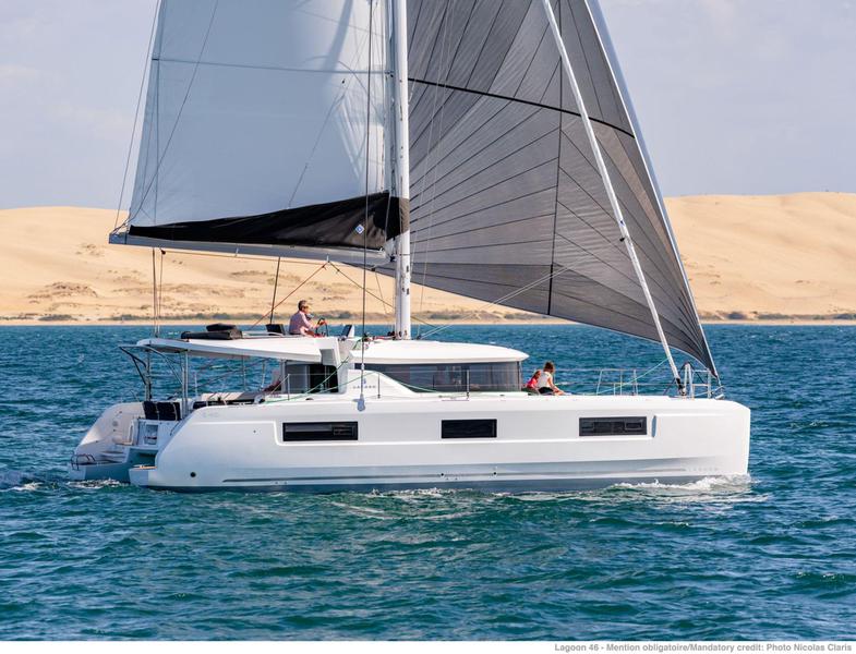 Book yachts online - catamaran - Lagoon 46  (4+1 cab) A/C &amp; GEN &amp; WM - OMNIA - rent