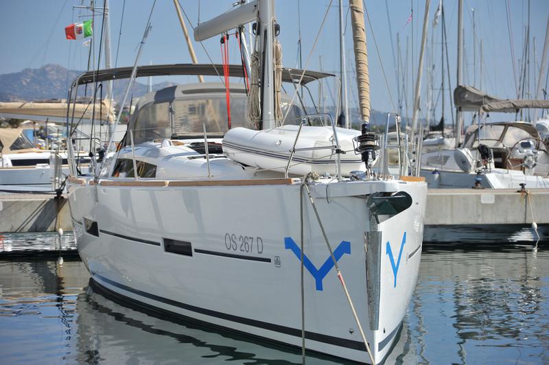 Book yachts online - sailboat - Dufour 460 Grand Large - Rubia - rent