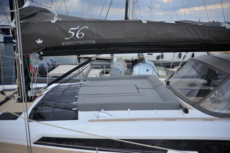 Book yachts online - sailboat - Dufour 56 Exclusive 2018 - Hola - rent