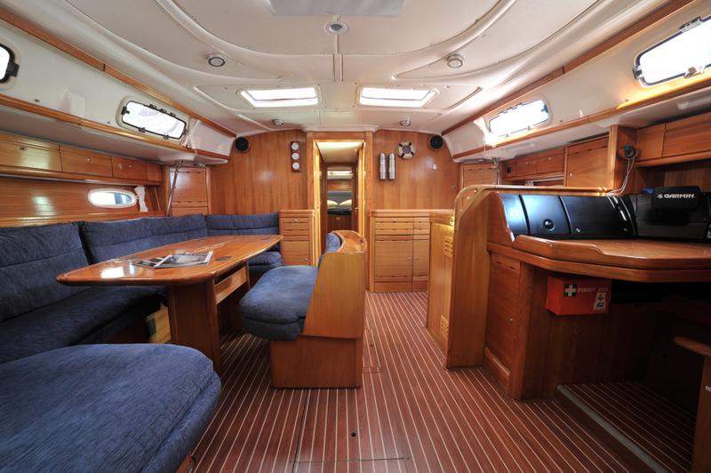 Book yachts online - sailboat - Bavaria 50 Cruiser - Tina - rent