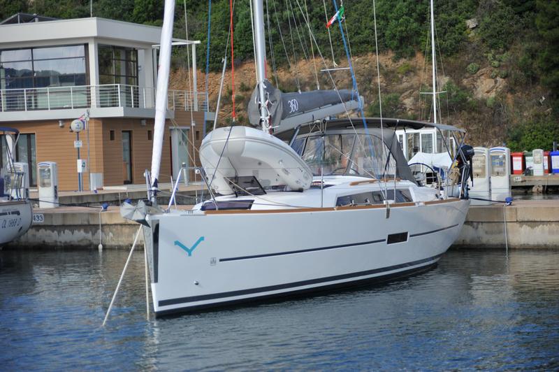 Book yachts online - sailboat - Dufour 360 GL - Karibu - rent
