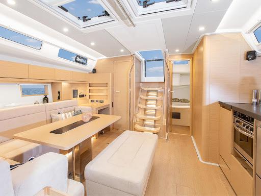 Book yachts online - sailboat - Hanse 508 - Sea Emerald - rent