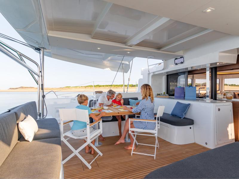 Book yachts online - catamaran - Lagoon 46 (skippered 10 pax) - Sundowner - Skippered - rent