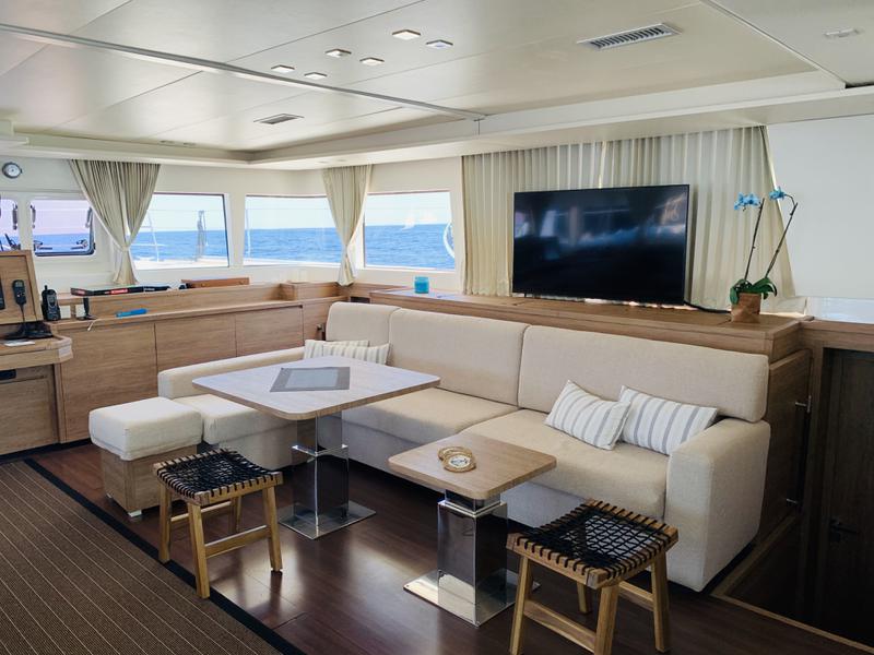 Book yachts online - catamaran - Lagoon 620(GEN,AC,WATERMAKER) - Kohinoor - rent