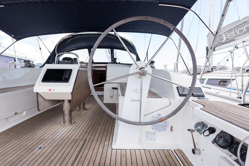 Book yachts online - sailboat - Bavaria Cruiser 46 - Morning Star  - A/C in Saloon - rent