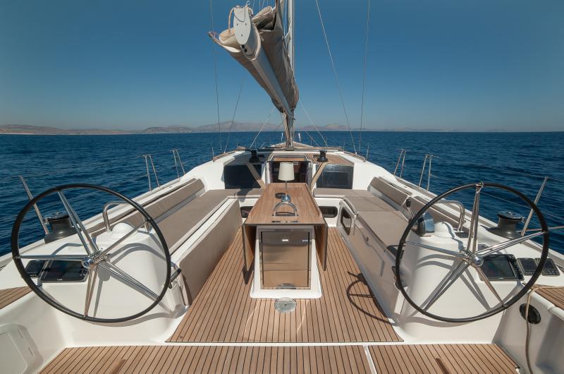 Book yachts online - sailboat - Dufour 560 - Lydia II - rent
