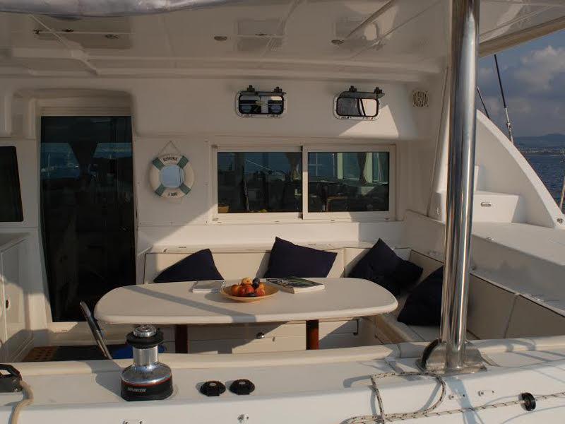 Book yachts online - catamaran - Lagoon 440 - Tani - rent