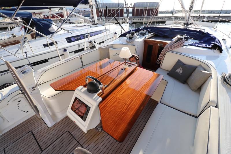 Book yachts online - sailboat - Bavaria Cruiser 46 - Angelofe - rent