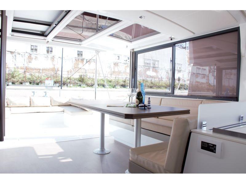 Book yachts online - catamaran - Bali 4.3 - Fasteam Two (A/C - GENERATOR) - rent