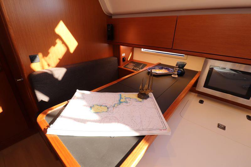 Book yachts online - sailboat - Bavaria Cruiser 51 - Euphoria - rent