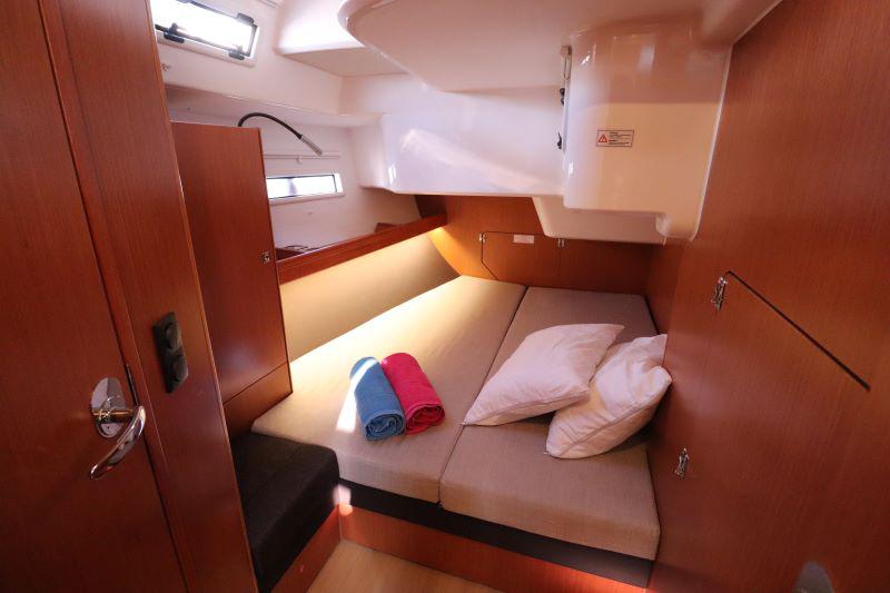 Book yachts online - sailboat - Bavaria Cruiser 51 - Euphoria - rent