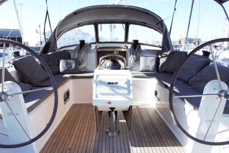 Book yachts online - sailboat - Bavaria Cruiser 51 - Euphoria - rent