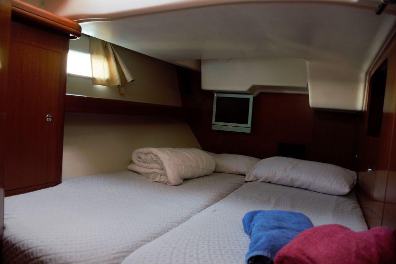 Book yachts online - sailboat - Oceanis 523 - Ninfea - rent