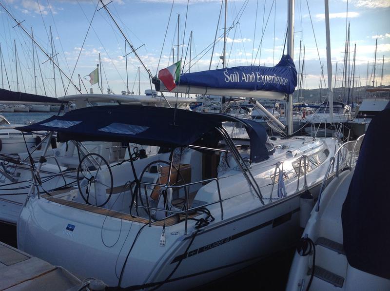 Book yachts online - sailboat - Bavaria Cruiser 41 - Khimeya - rent