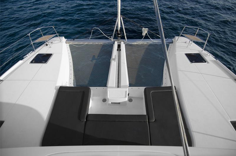 Book yachts online - catamaran - Lagoon 46 - Golden Promise  - rent