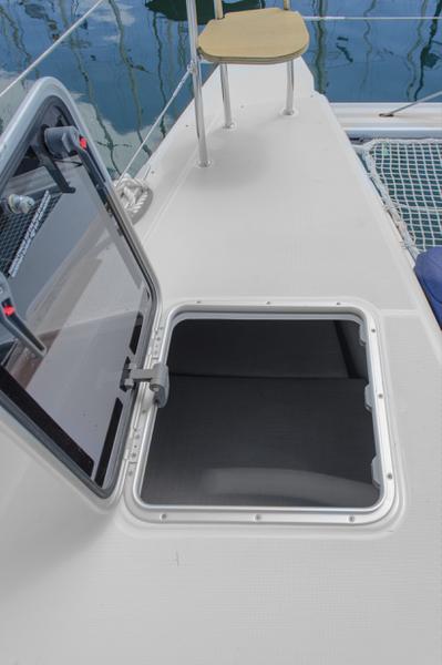 Book yachts online - catamaran - Lagoon 40 - Venus  - rent