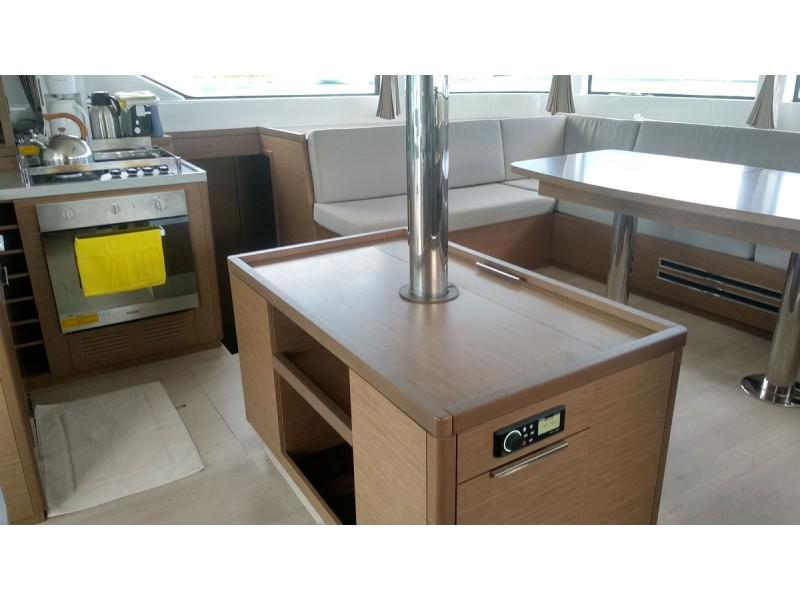 Book yachts online - catamaran - Lagoon 50 - (Skipper incl.) - Ocean - rent