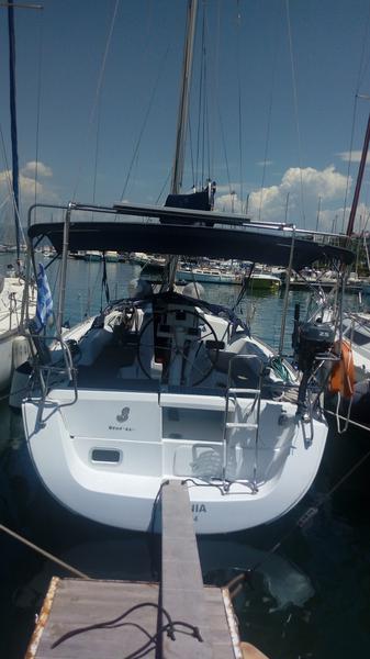 Book yachts online - sailboat - Oceanis 31 - TRIZONIA  - rent
