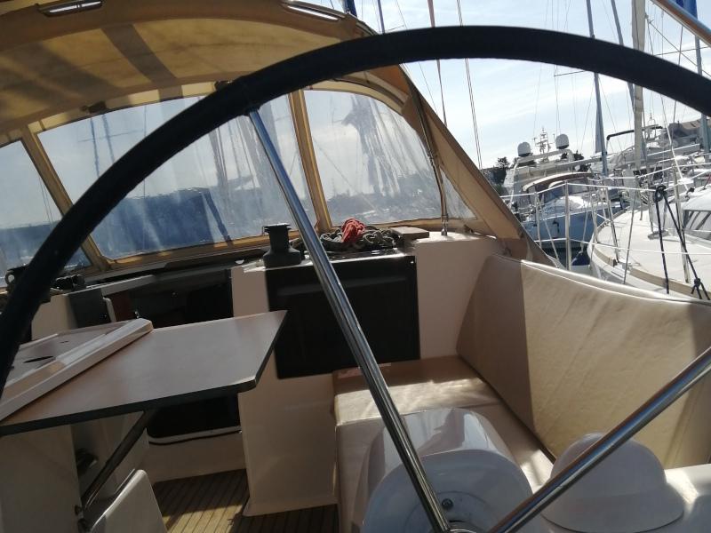 Book yachts online - sailboat - Dufour 412 Grandlarge - Bety - rent
