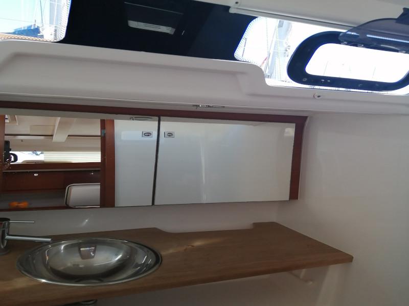 Book yachts online - sailboat - Dufour 412 Grandlarge - Bety - rent