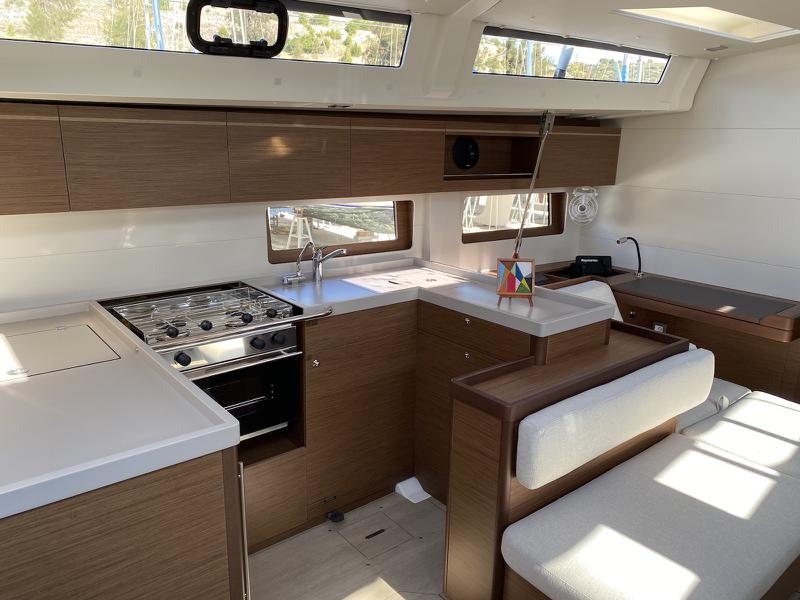 Book yachts online - sailboat - Oceanis 51.1 - Kallisto - rent