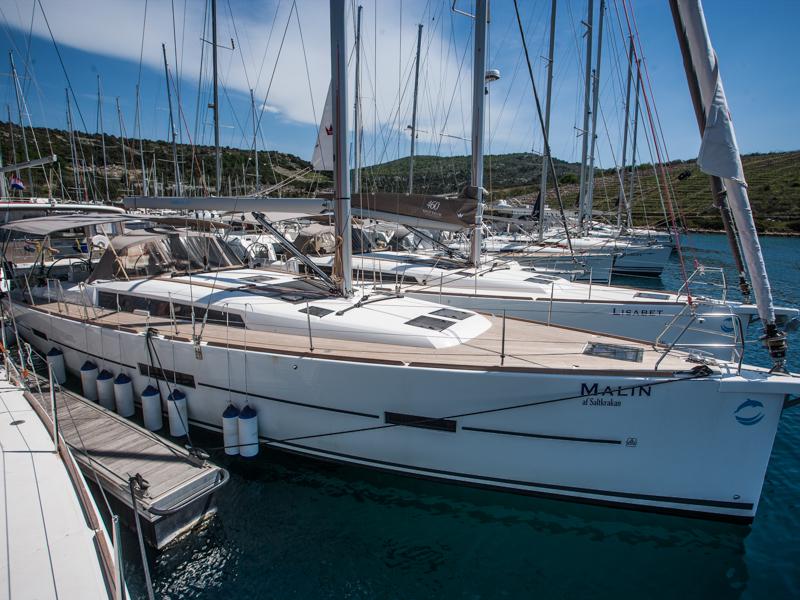 Book yachts online - sailboat - Dufour 460 Grand Large - MALIN OV 2018+AC+G - rent