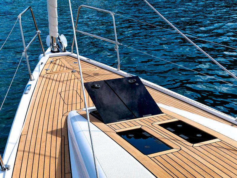Book yachts online - sailboat - Elan E5 - LINA new 2020+AC - rent