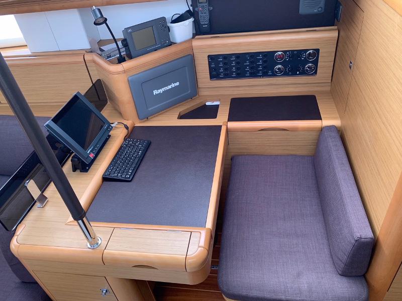 Book yachts online - sailboat - Jeanneau 57 - KURUKULLA OV AC+G refit 2021 - rent